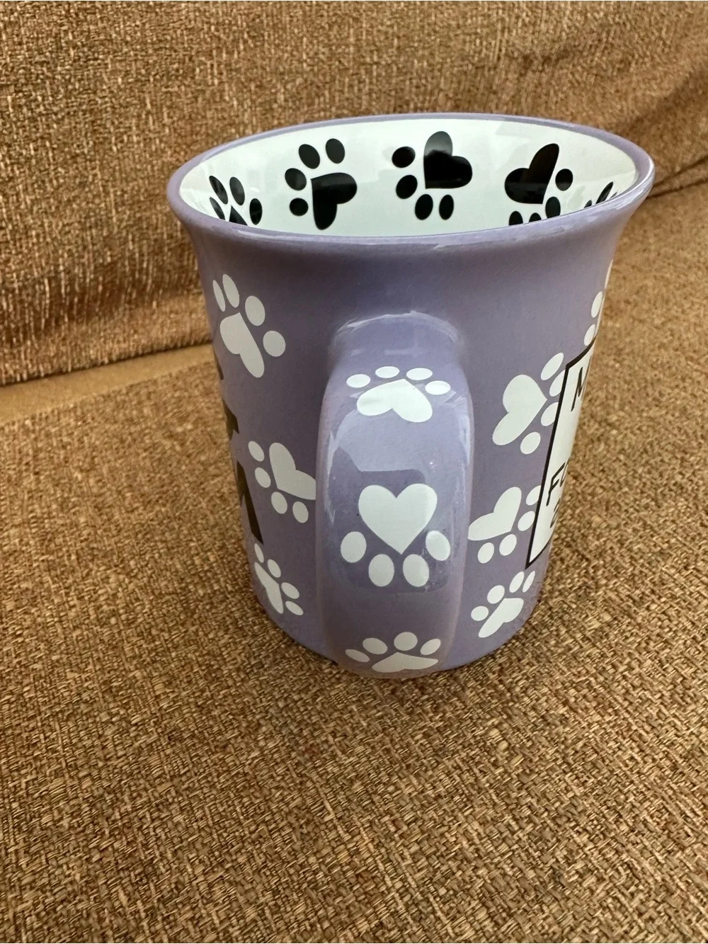 *NWT* Dog Mom Ceramic Mug - Lavender with White Paw Print